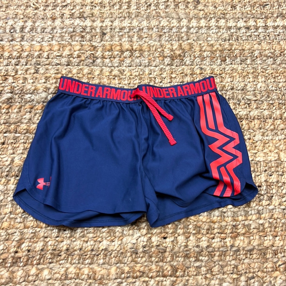 womens small under armour shorts wonder woman